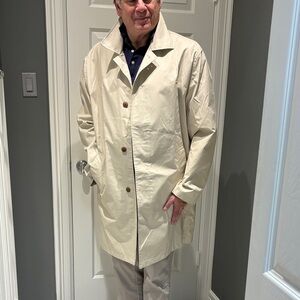 GAP Men's Light Tan Trench Coat